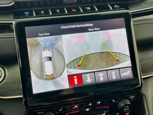 Bright White Clearcoat 2023 Jeep Grand Cherokee 4xe Base