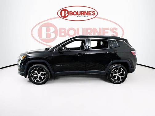 Diamond Black Crystal Pearlcoat 2024 Jeep Compass Limited