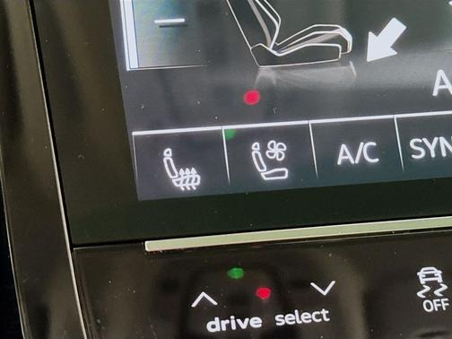 2024 Audi Q8 e-tron Premium Plus