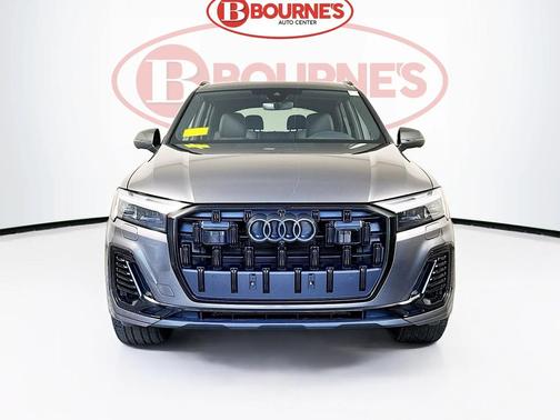 2025 Audi Q7 45 Premium Plus