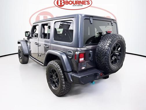 Granite Crystal Metallic Clearcoat 2024 Jeep Wrangler 4xe Willys