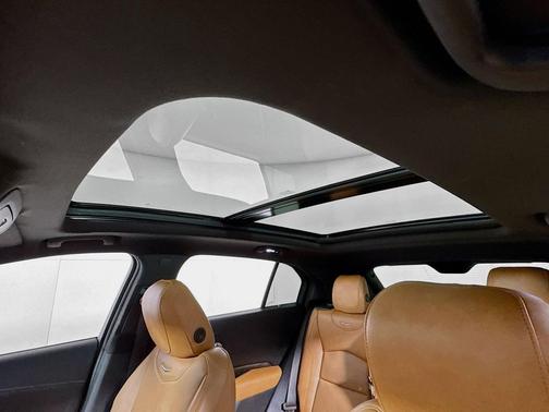 2021 Cadillac XT4 Premium Luxury