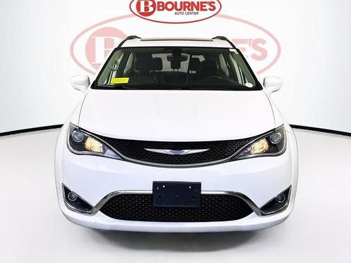 2018 Chrysler Pacifica Touring-L