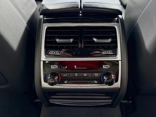 2022 BMW 750 i xDrive
