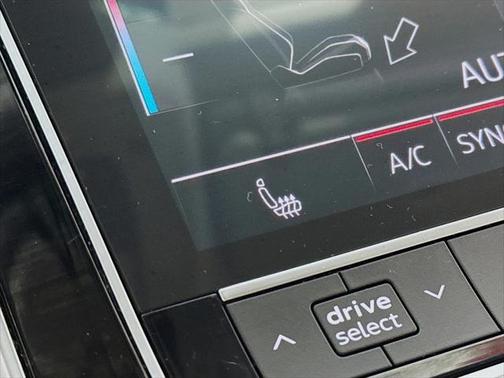 2023 Audi Q7 55 Premium Plus