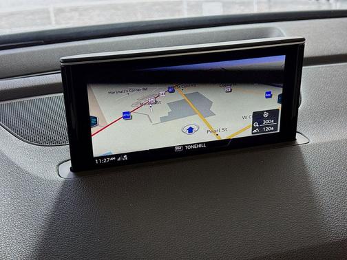 2019 Audi Q7 w/Navigation,Leather,Pano Sunroof