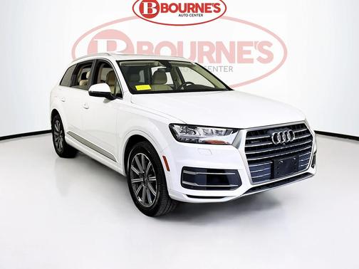 2019 Audi Q7 w/Navigation,Leather,Pano Sunroof