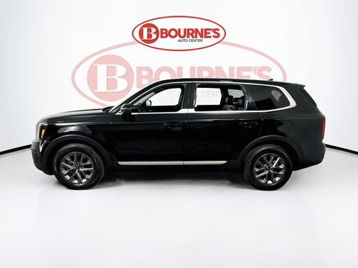 Ebony Black 2023 Kia Telluride LX