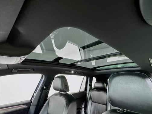 2022 Volkswagen Tiguan 2.0T SE R-Line Black 4MOTION