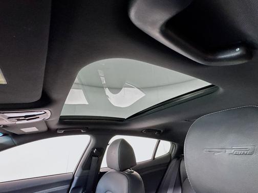 2022 Kia Stinger GT-Line