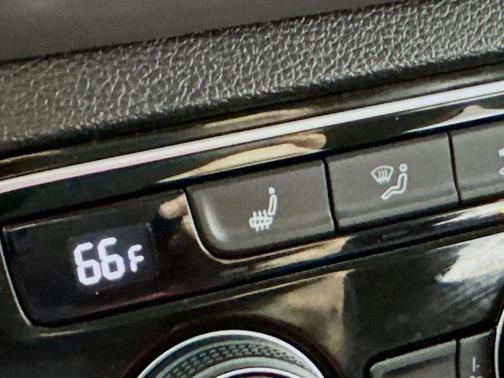 2023 Volkswagen Atlas 3.6L SE w/Technology