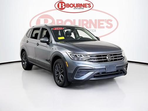 Platinum Gray Metallic 2022 Volkswagen Tiguan 2.0T SE 4MOTION
