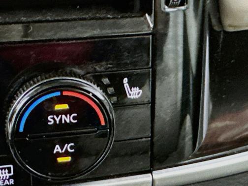 Super Black 2024 Nissan Rogue SL