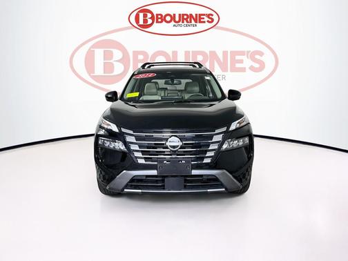 Super Black 2024 Nissan Rogue SL