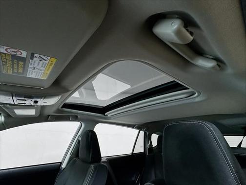 2017 Toyota RAV4 Hybrid XLE