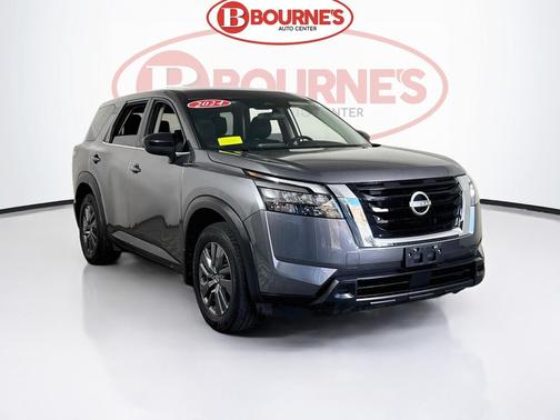 Gun Metallic 2024 Nissan Pathfinder S 4WD
