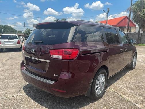2016 Kia Sedona LX