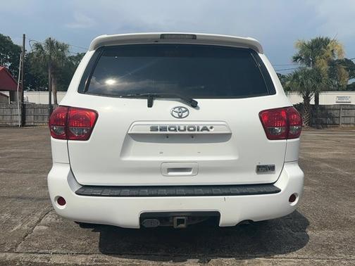 2013 Toyota Sequoia SR5