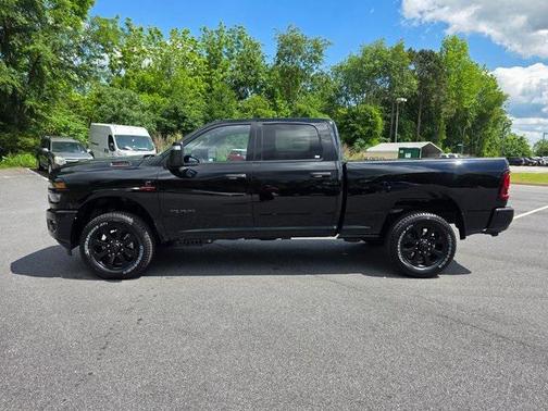 2025 RAM 2500 Big Horn Crew Cab 4x4 6'4' Box