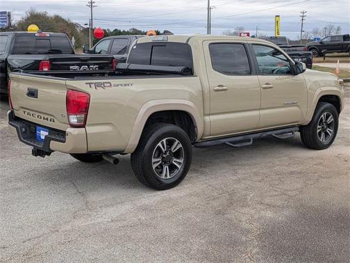 2017 Toyota Tacoma TRD Sport