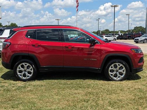 2025 Jeep Compass Latitude