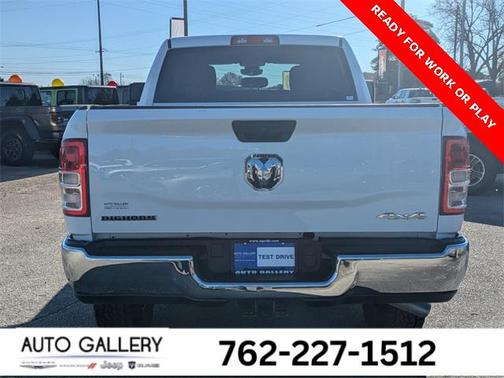 2024 RAM 2500 Big Horn Crew Cab 4x4 6'4' Box