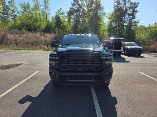 2025 RAM 2500 Tradesman Crew Cab 4x4 6'4' Box
