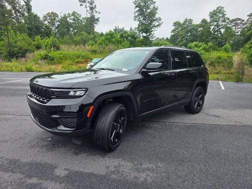 2024 Jeep Grand Cherokee Altitude