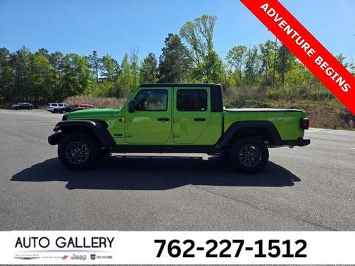 2025 Jeep Gladiator Sport S