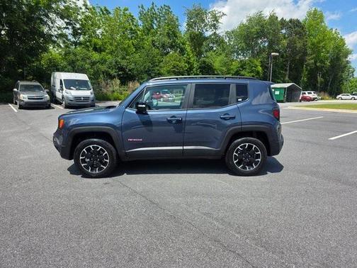 2023 Jeep Renegade Upland