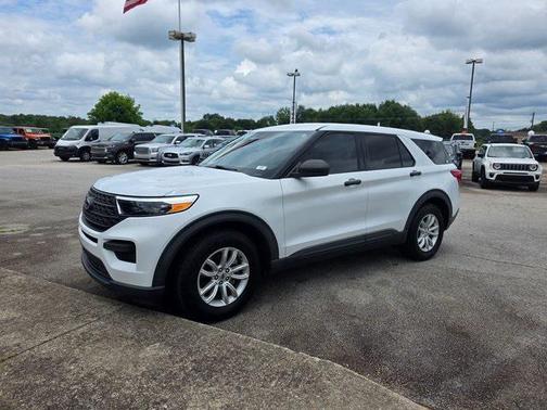 2020 Ford Explorer Base