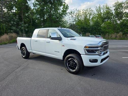 2025 RAM 2500 Laramie Crew Cab 4x4 6'4' Box