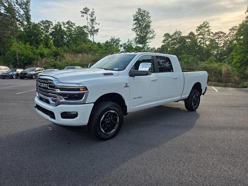 2025 RAM 2500 Laramie Crew Cab 4x4 6'4' Box