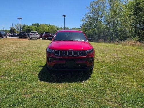 2025 Jeep Compass Latitude