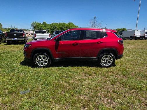 2025 Jeep Compass Latitude