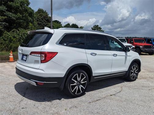 2021 Honda Pilot Touring 8-Passenger