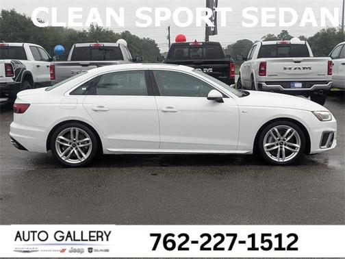 2023 Audi A4 45 S line Premium Plus