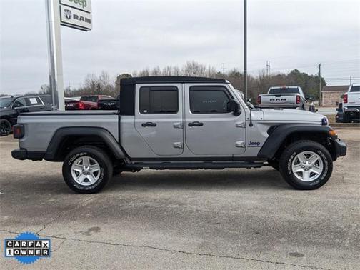 2020 Jeep Gladiator Sport S