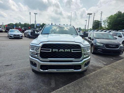 2024 RAM 3500 Big Horn Crew Cab 4x4 8' Box