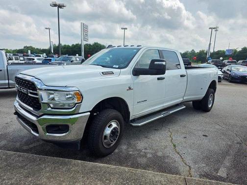 2024 RAM 3500 Big Horn Crew Cab 4x4 8' Box