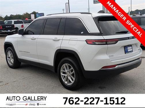 2024 Jeep Grand Cherokee Laredo