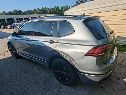 2022 Volkswagen Tiguan 2.0T SE R-Line Black 4MOTION