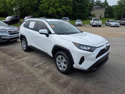 2020 Toyota RAV4 LE
