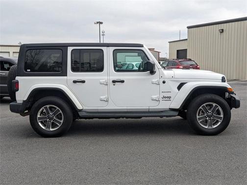 2020 Jeep Wrangler Unlimited Sahara