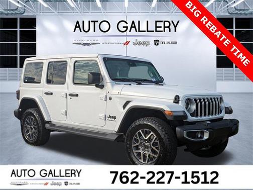 2025 Jeep Wrangler 4-Door Sahara 4x4