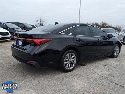 2021 Toyota Avalon Hybrid XLE Plus