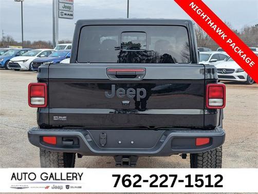2025 Jeep Gladiator Nighthawk