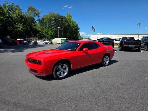 2022 Dodge Challenger SXT