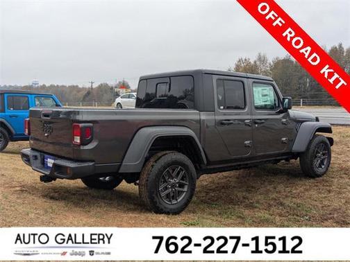 2025 Jeep Gladiator Sport S