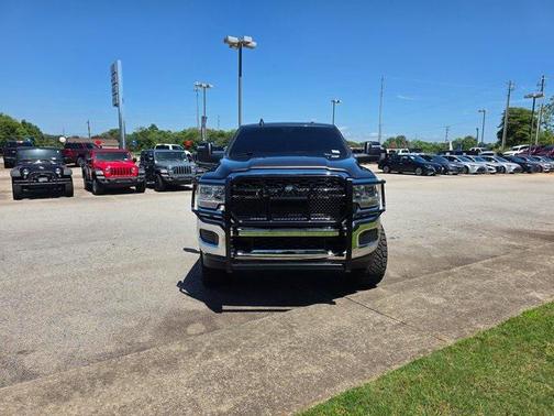 2024 RAM 2500 Tradesman Crew Cab 4x4 6'4' Box